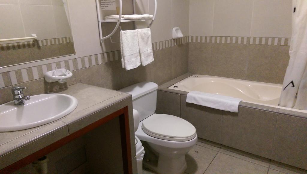 Hotel Presidente Трухільйо Екстер'єр фото